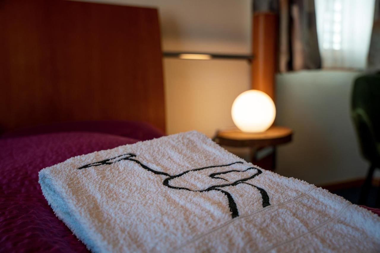 Kulinarik & Geniesser Hotel Strauss Fiesch Ngoại thất bức ảnh