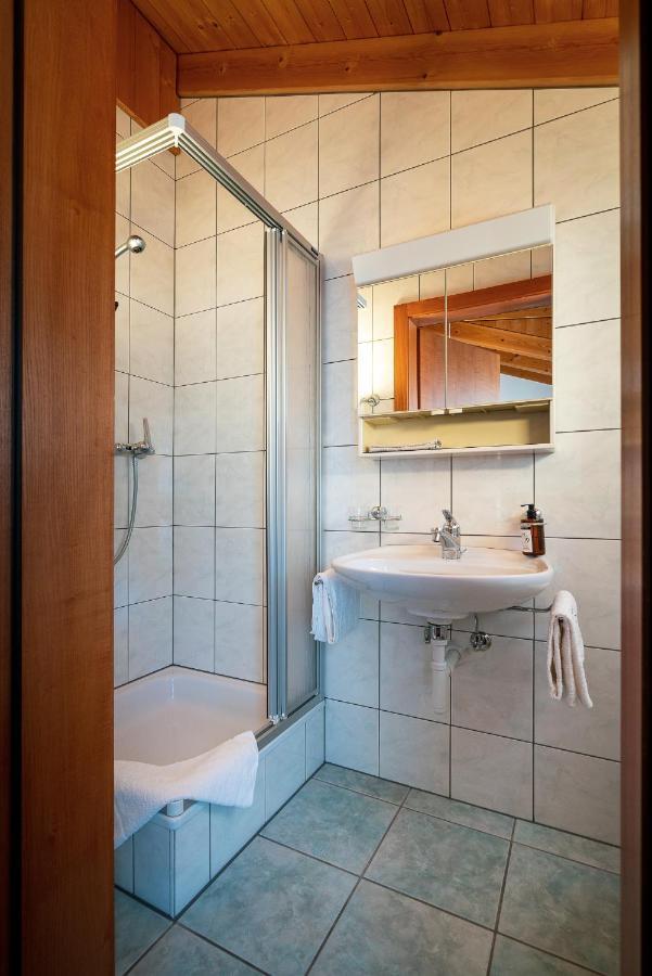 Kulinarik & Geniesser Hotel Strauss Fiesch Ngoại thất bức ảnh